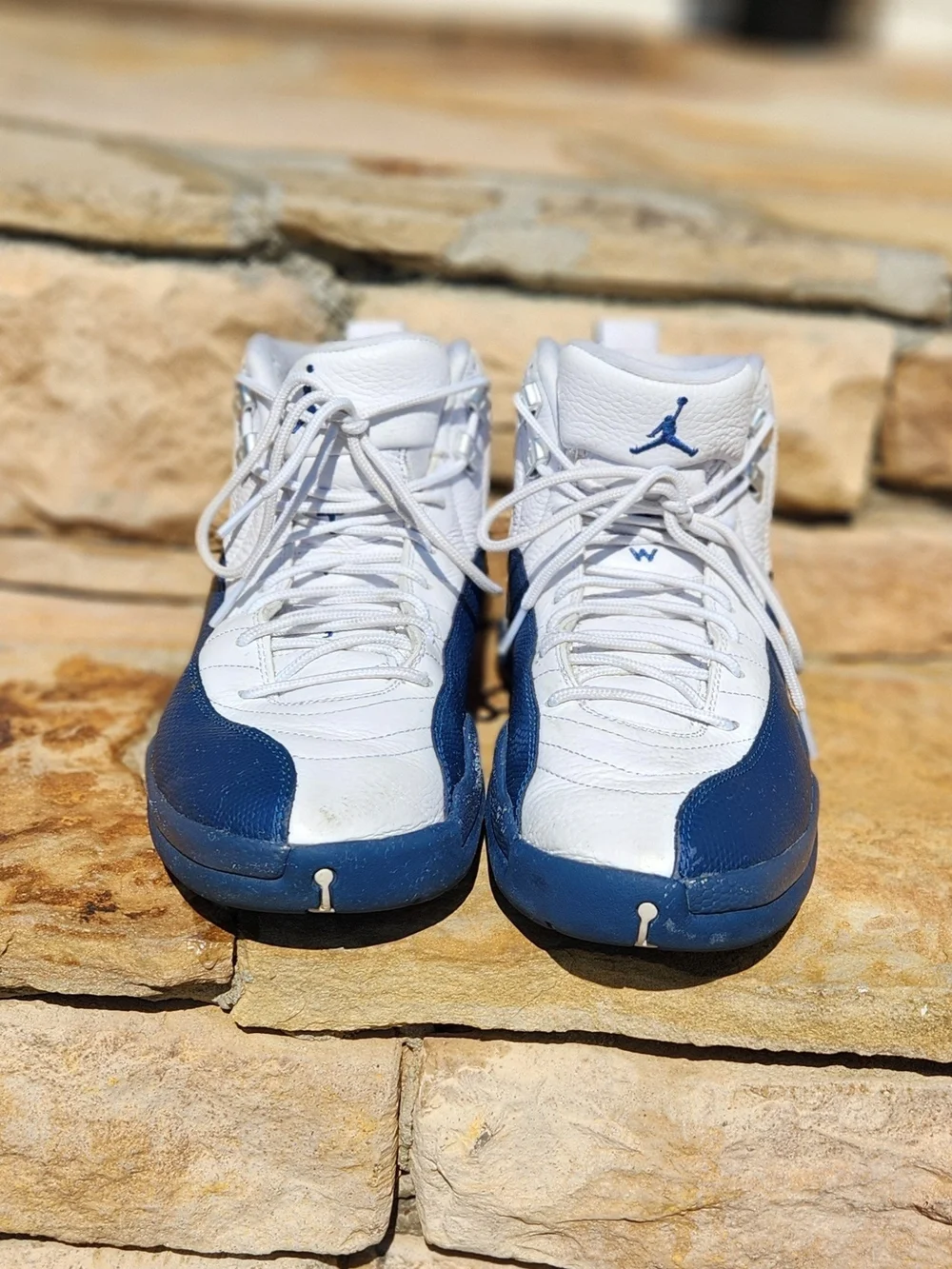 Men's Jordan Retro High-Top Sneakers in White and Navy